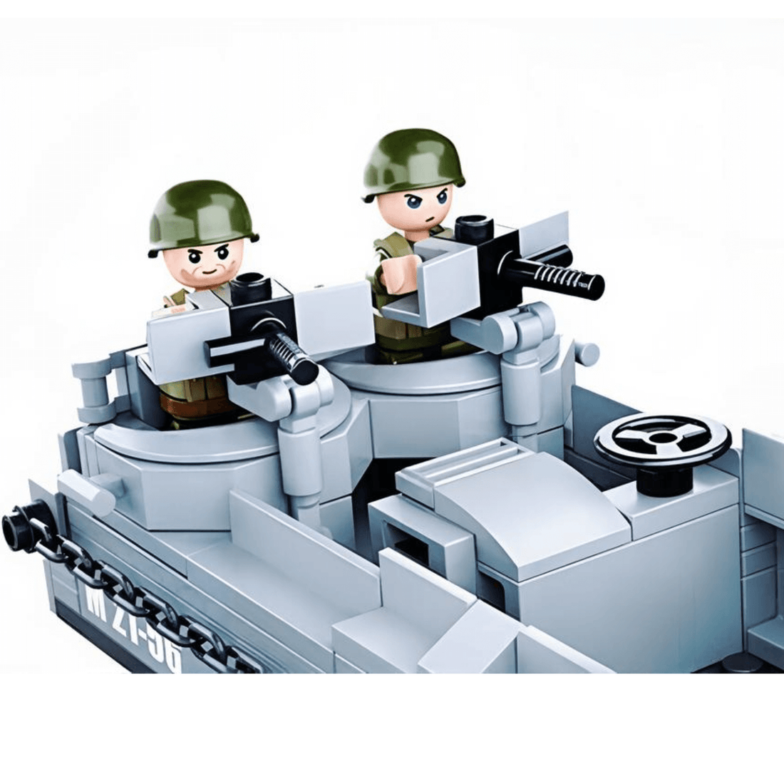 Sluban WW2 Higgins Landing Craft Building Set – 182 Pcs: detailed mini-figures on a landing craft.